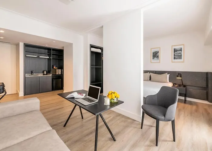 Efe Hotel & Cowork